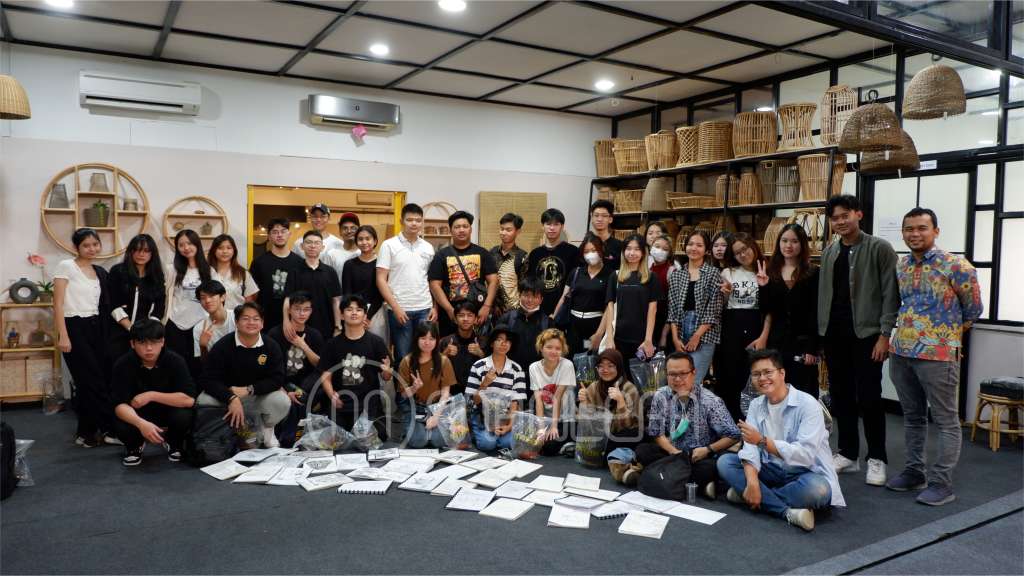Kelas Eduwisata Workshop Menganyam: Tumbuhkan Kecintaan Generasi Muda pada Produk Craft dan Budaya Cirebon 6 20